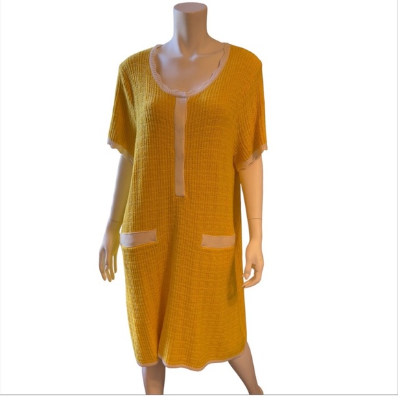 Free Assembly Women's Mini Sweater Dress with Scalloped Trim -Women’s Size XXL - Picture 3 of 10